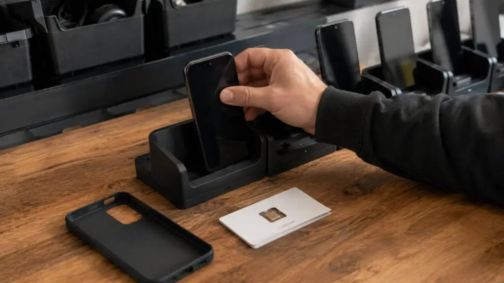 Nieuwe zakelijke sim only-aansluiting toevoegen wanneer een klein team groeit